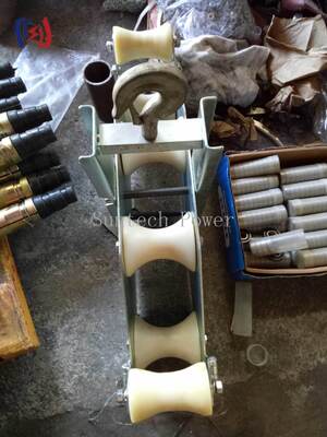 عبء ثقيل أربعة شفرة كتلة مجتمعة مع 10KN الحمل المسموح به، R570 نصف قطر الانحناء، و 23.5KG الوزن لرفع ميزة ميكانيكية عالية