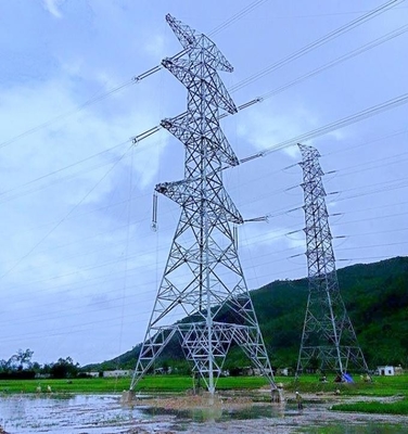 110KV الاتصالات السلكية واللاسلكية Q235 Q345 Q420 أبراج شعرية الصلب